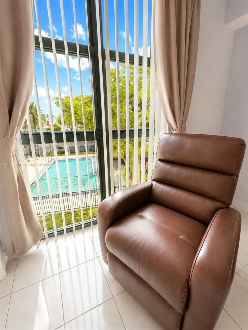 11800 SW 18th St, Unit 306-4, Miami, FL 33175 Photo