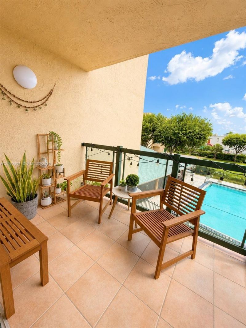 11800 SW 18th St, Unit 306-4, Miami, FL 33175 Photo