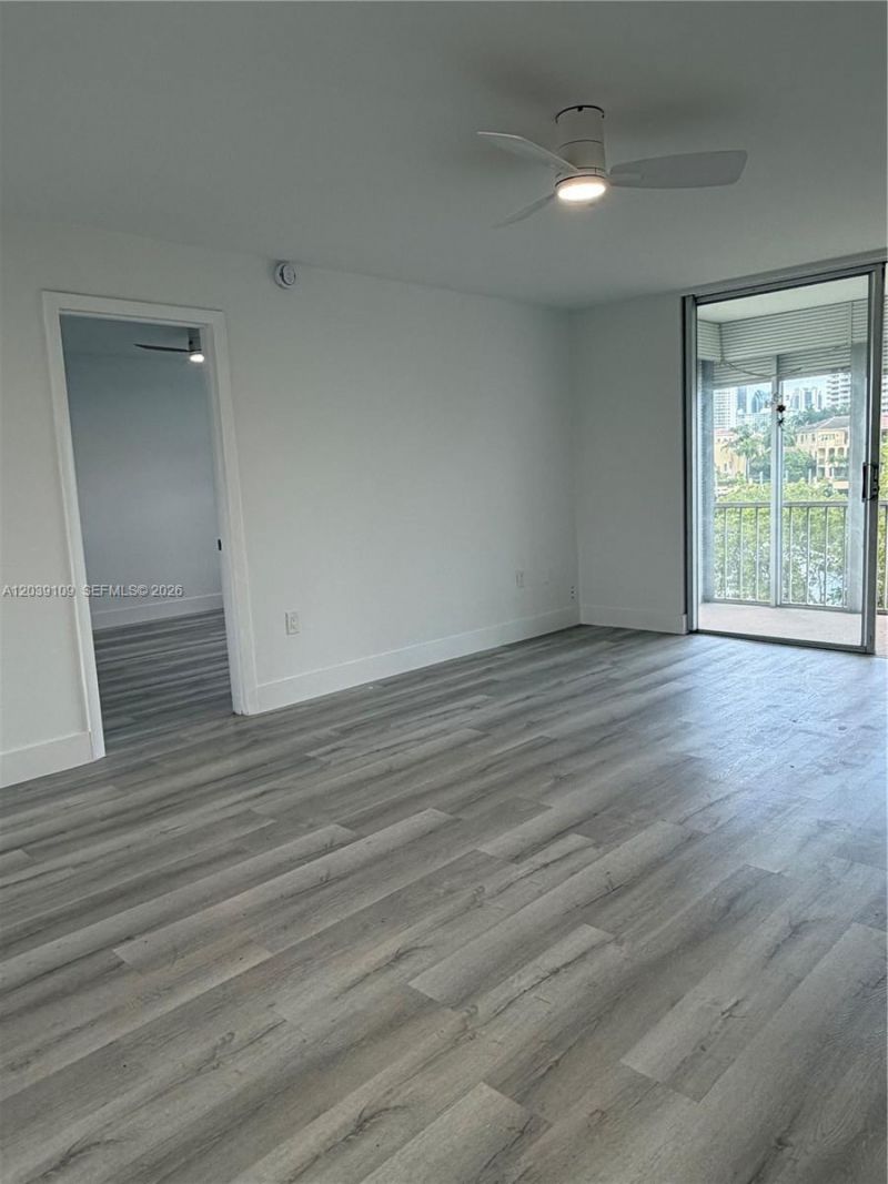 2980 Point East Dr , Unit D311, Aventura, FL 33160 Photo