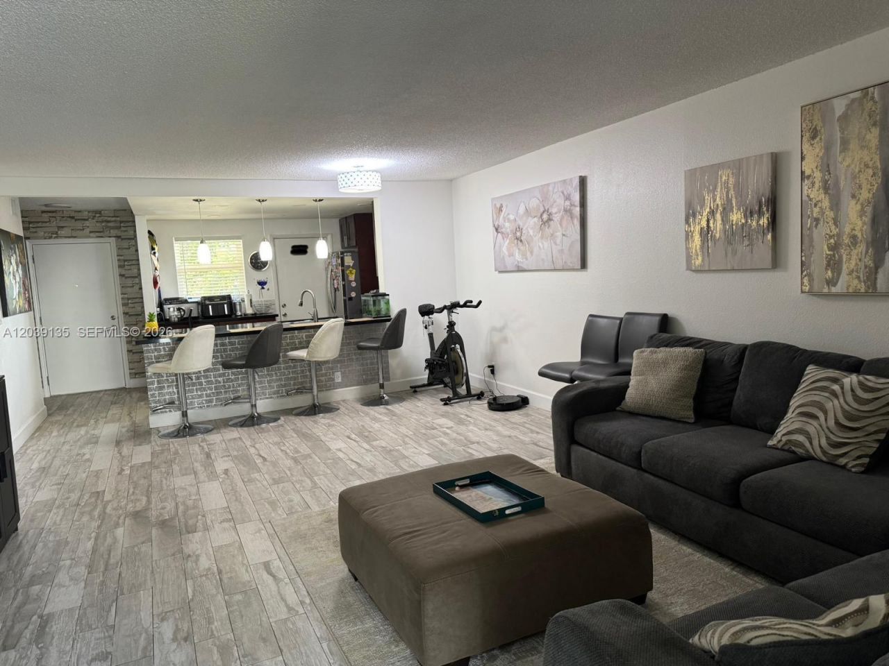 900 NE 12th Ave, Unit 302, Hallandale Beach, FL 33009 Photo