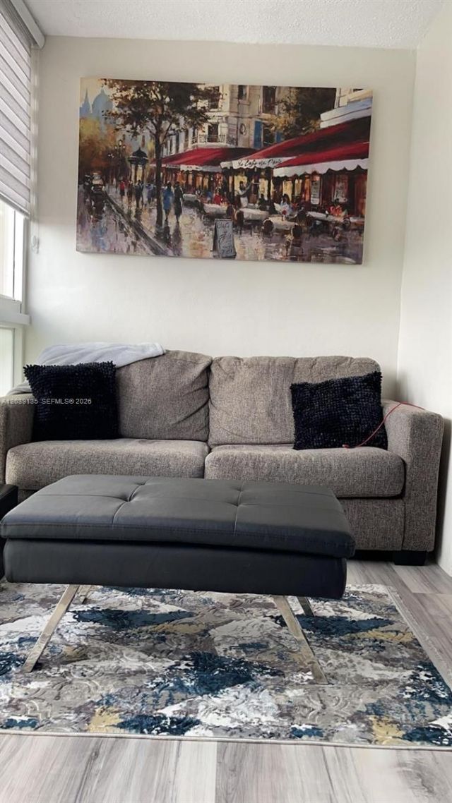900 NE 12th Ave, Unit 302, Hallandale Beach, FL 33009 Photo