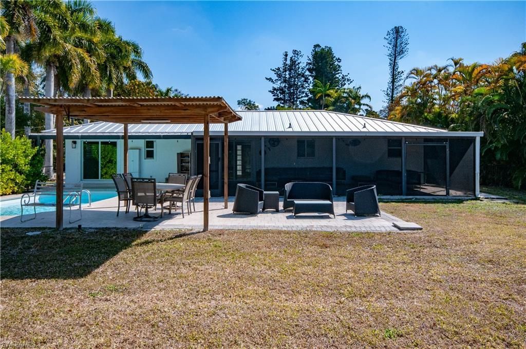 54 Liberty Ln , Naples, FL 34112 Photo