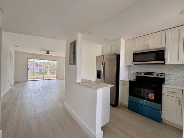 2831 E Sunrise Lakes Drive E, Unit 311, Sunrise, FL 33322