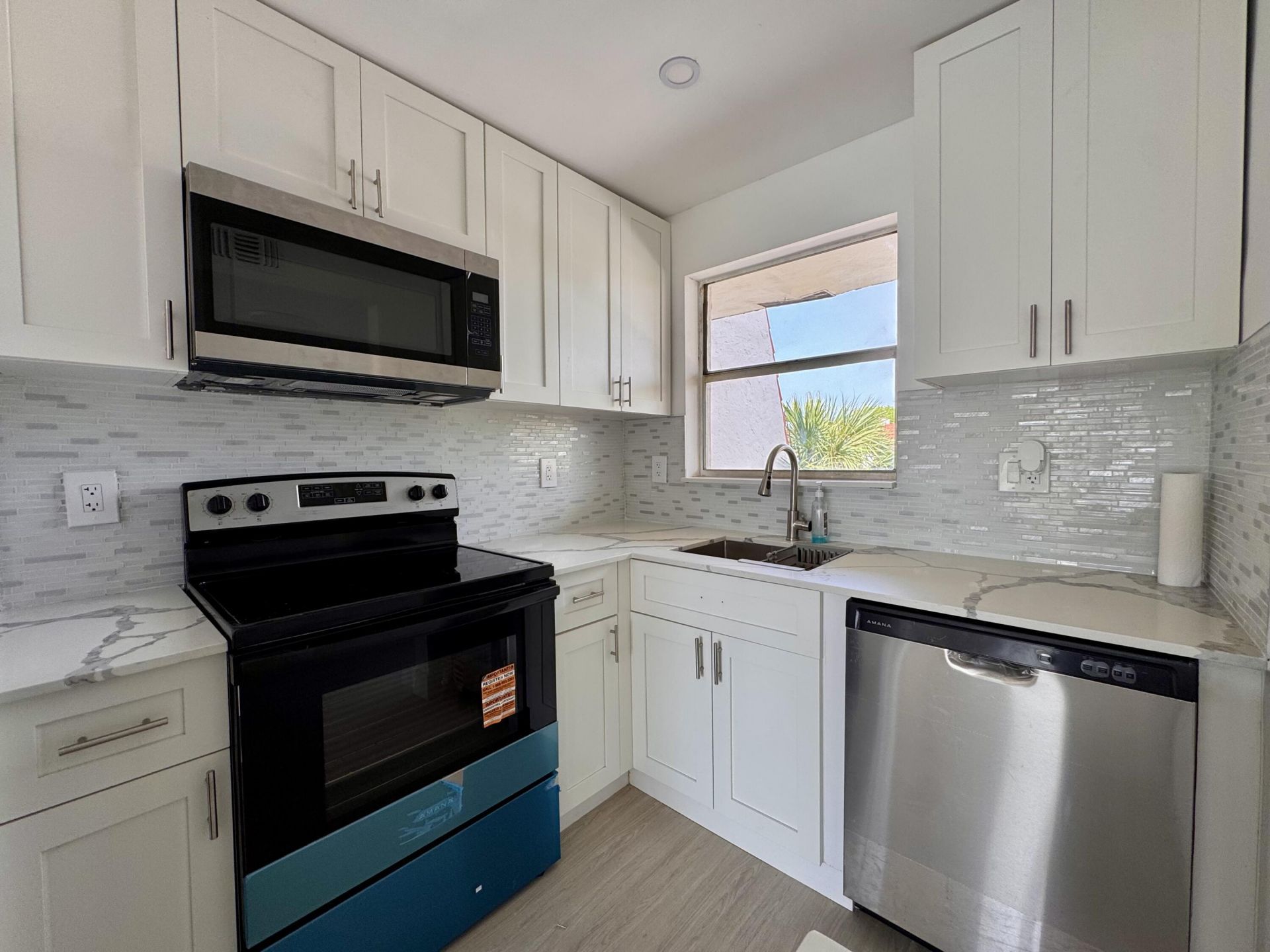 2831 E Sunrise Lakes Drive E, Unit 311, Sunrise, FL 33322 Photo