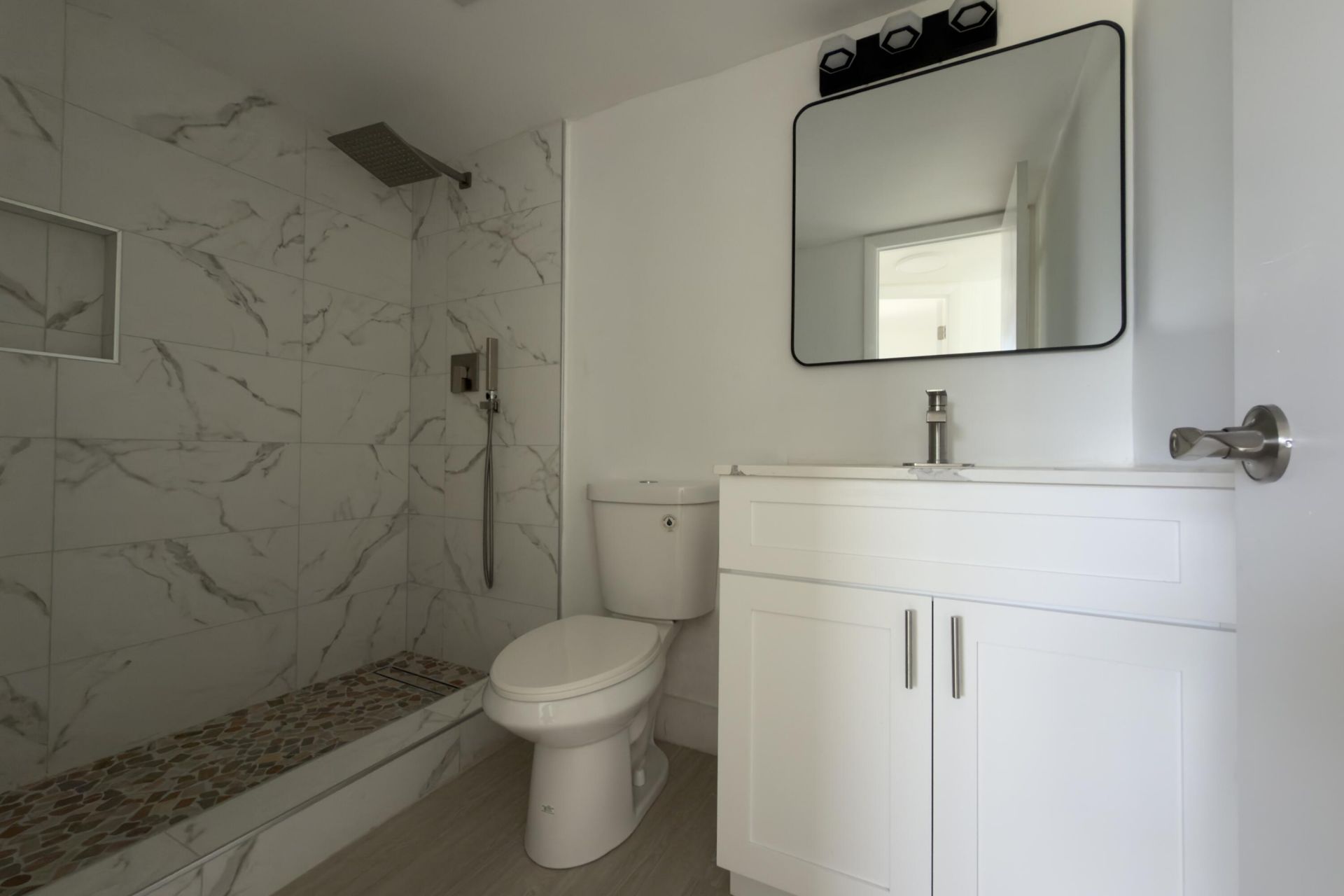 2831 E Sunrise Lakes Drive E, Unit 311, Sunrise, FL 33322 Photo