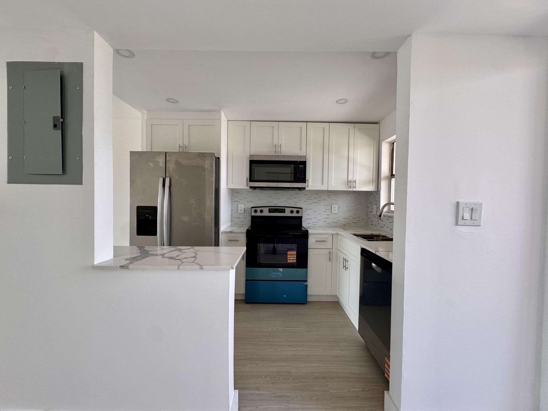2831 E Sunrise Lakes Drive E, Unit 311, Sunrise, FL 33322 Photo