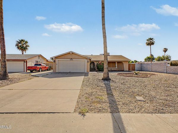 18034 N 55TH Avenue, Glendale, AZ 85308