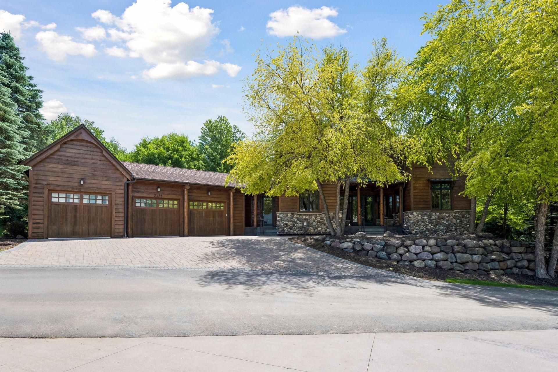 2439 Emerald Trail, Minnetonka, MN 55305