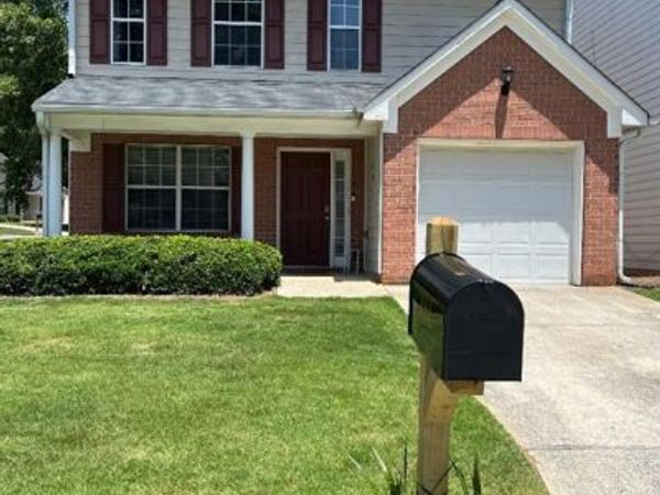 484 Hillandale Park Drive , Lithonia, GA 30058