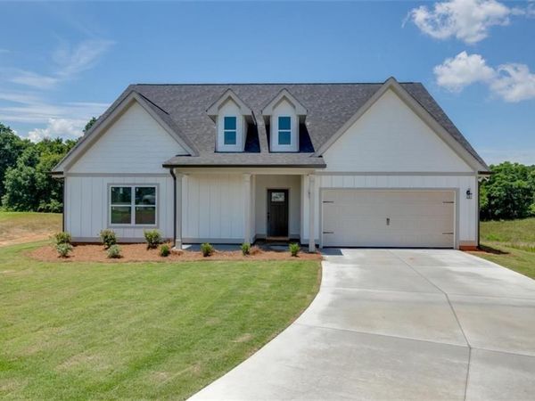 164 Creek Stone Drive , Hartwell, GA 30643