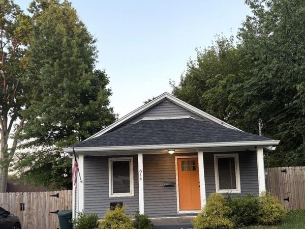 614 N Jackson Street , Campbellsville, KY 42718