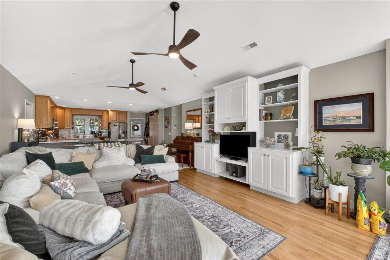 167 Cape Palmetto Point Trail Photo 21