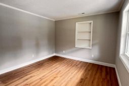 210 Grayson Street photo 4