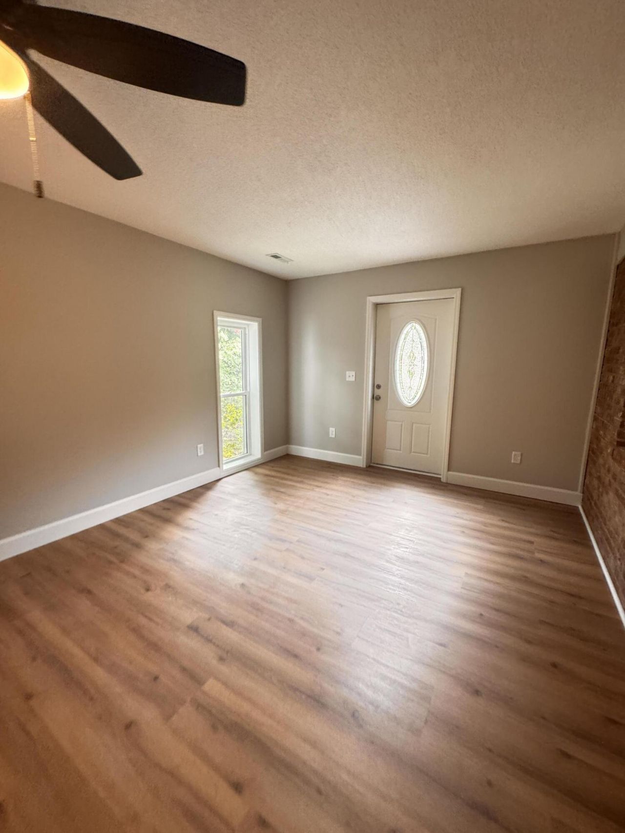 210 Grayson Street Photo 52
