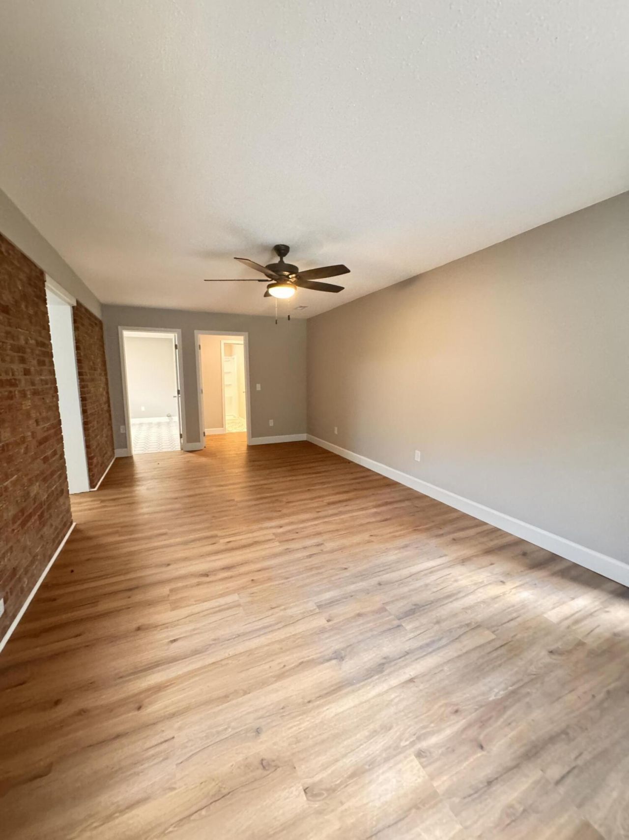 210 Grayson Street Photo 53