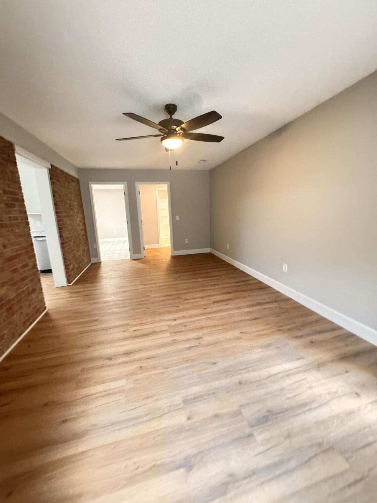 210 Grayson Street Photo 54