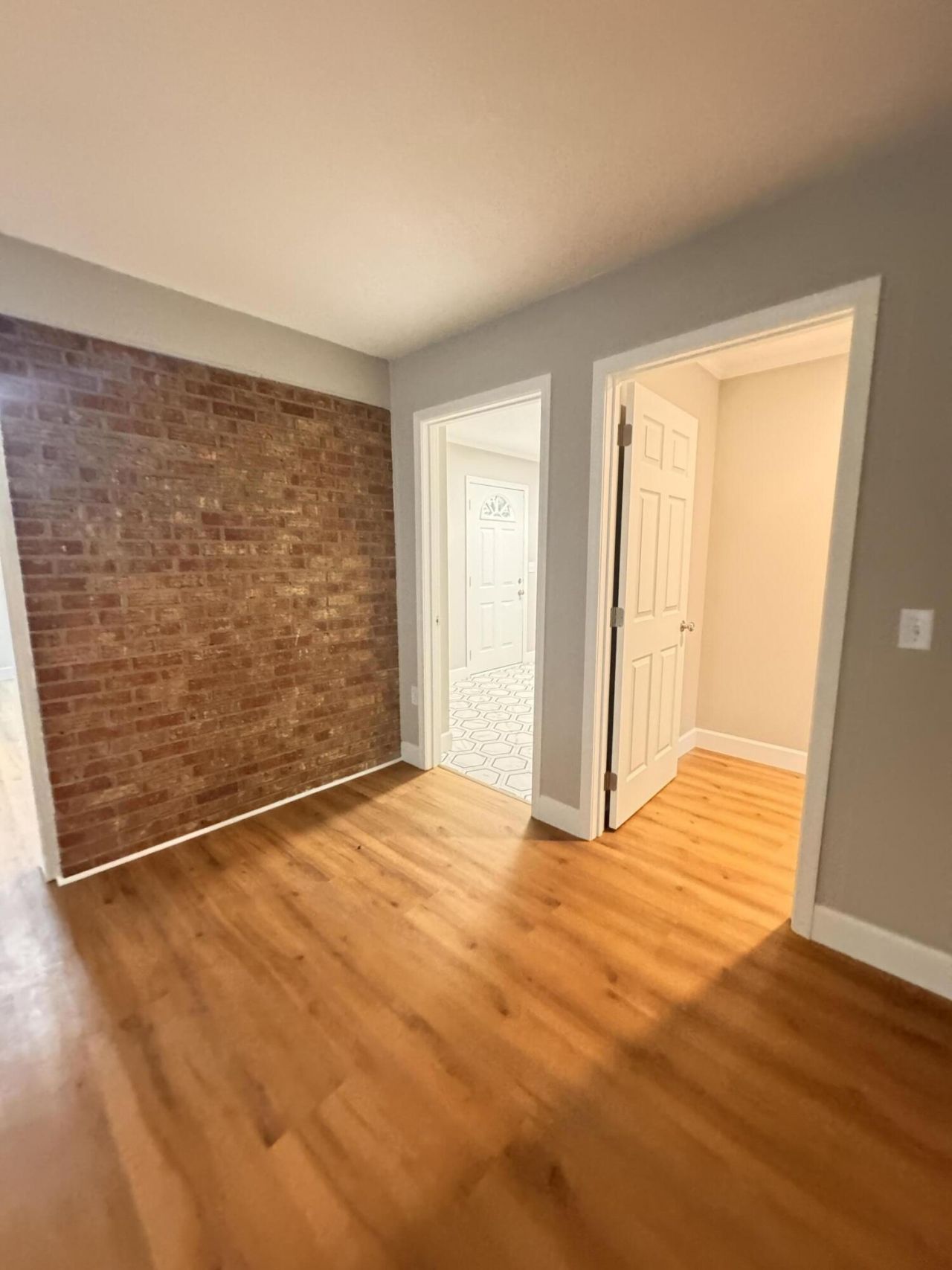 210 Grayson Street Photo 56