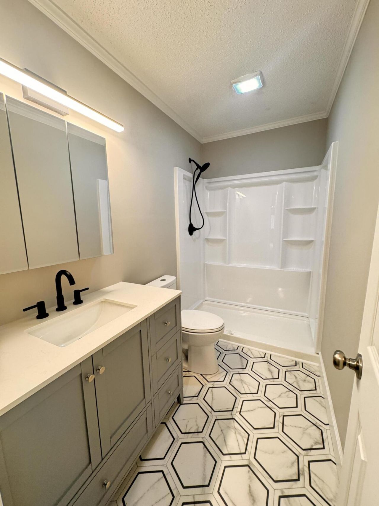 210 Grayson Street Photo 61