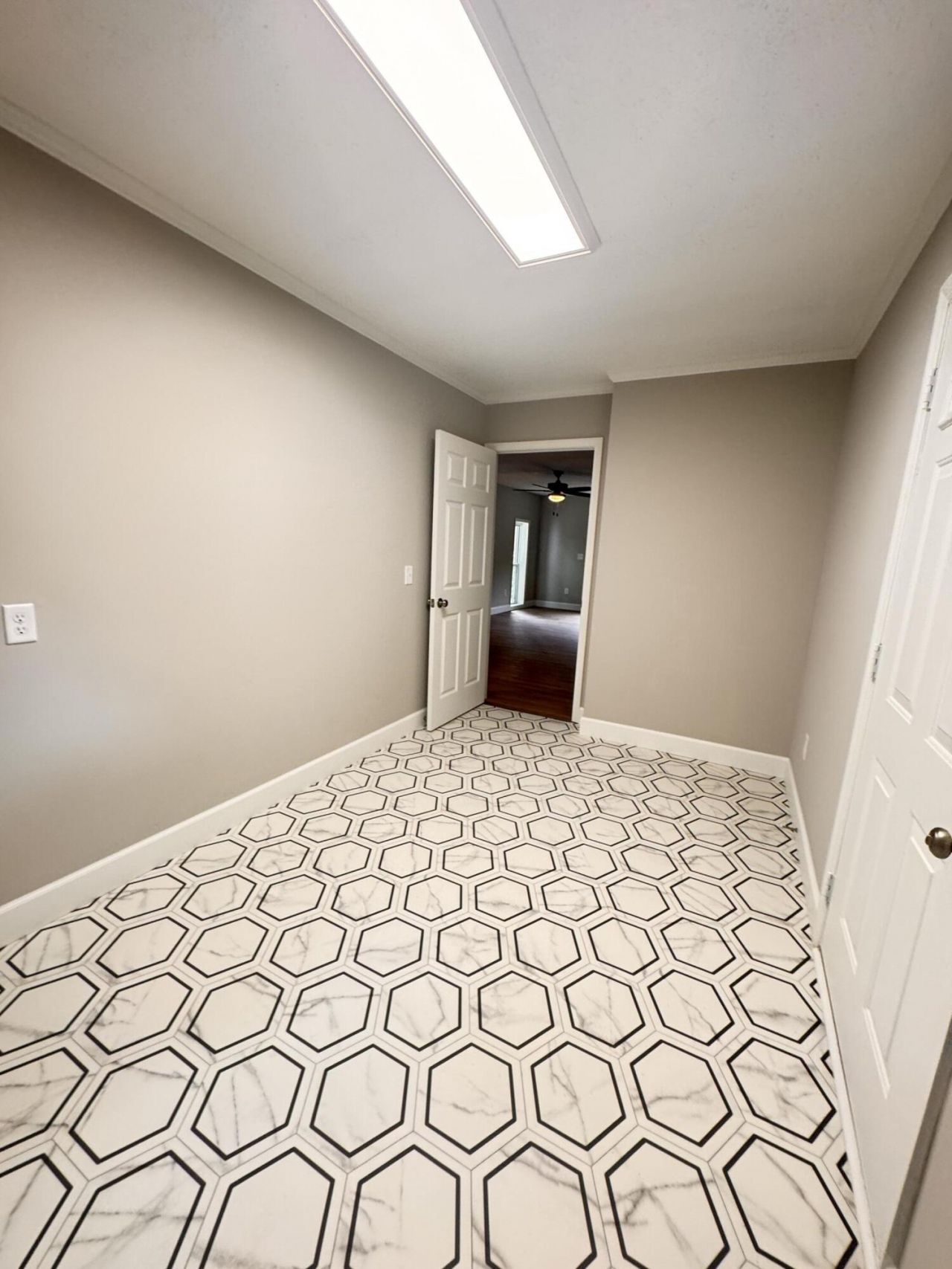 210 Grayson Street Photo 77