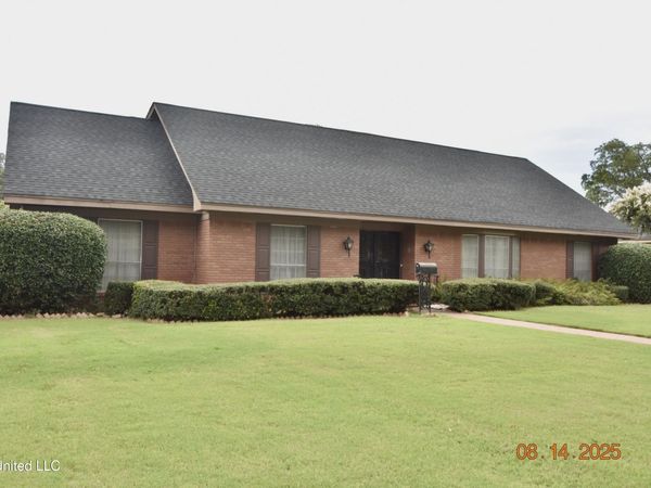 503 East Park Avenue, Greenwood, MS 38930