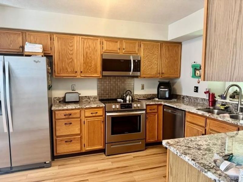169 Queens Crossing, Centerville, OH 45458 Photo 4