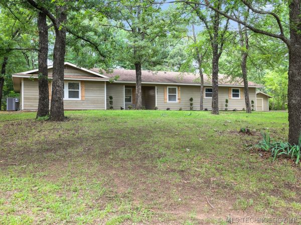 927 Rolling Wood Hills, Durant, OK 74701