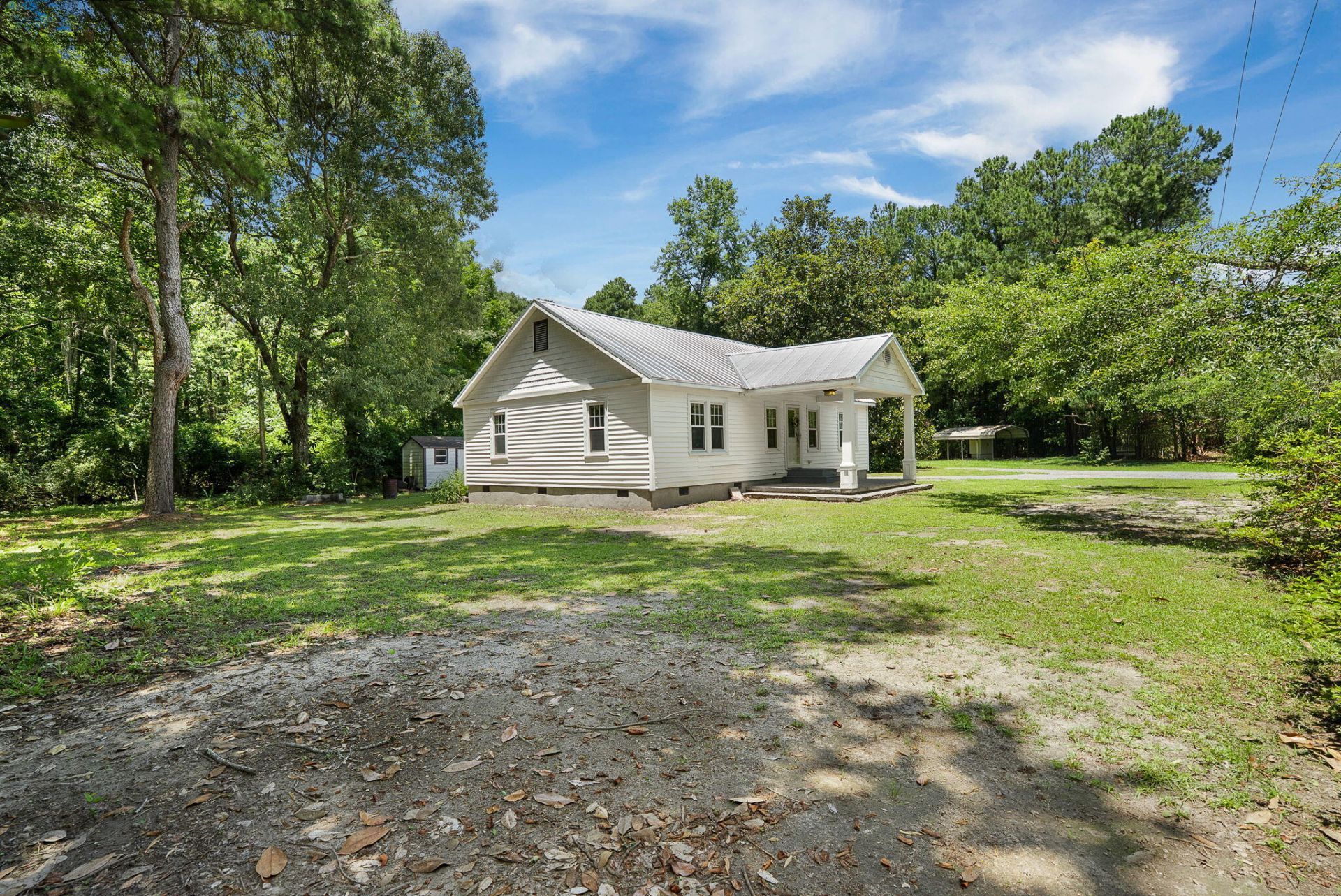 1737 Pinopolis Road Photo 4