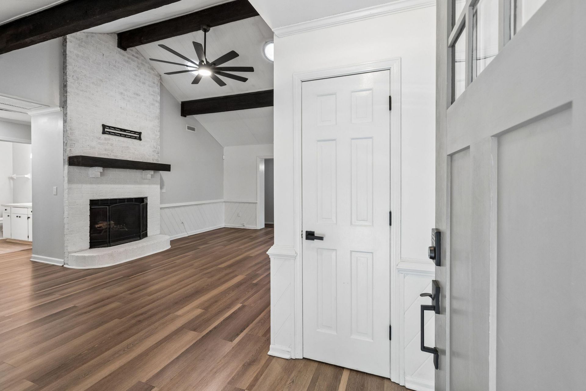 18 Hillcreek Boulevard Photo 11