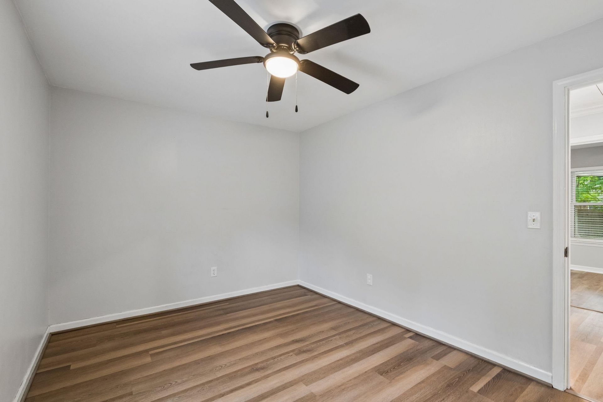 18 Hillcreek Boulevard Photo 29