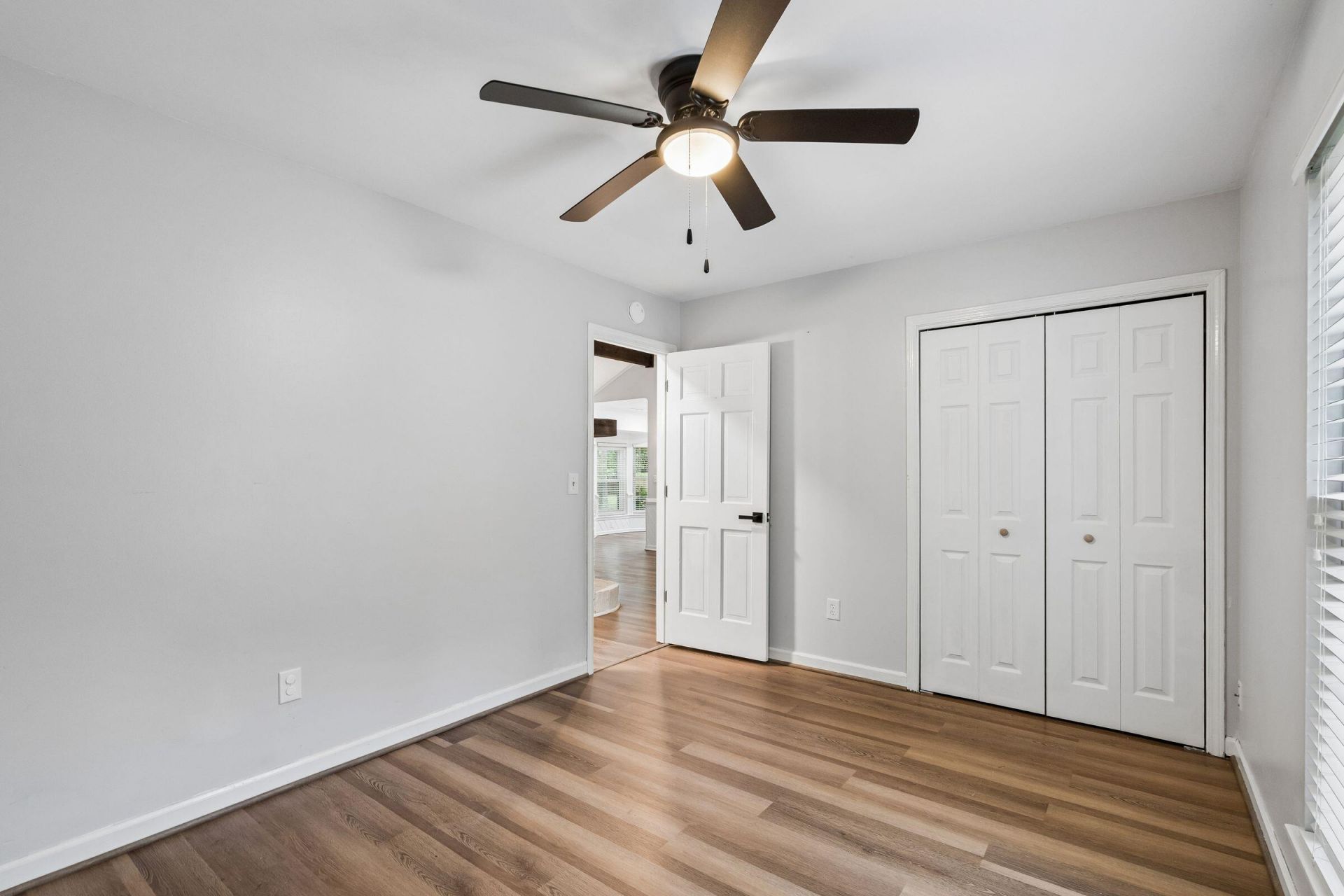 18 Hillcreek Boulevard Photo 30