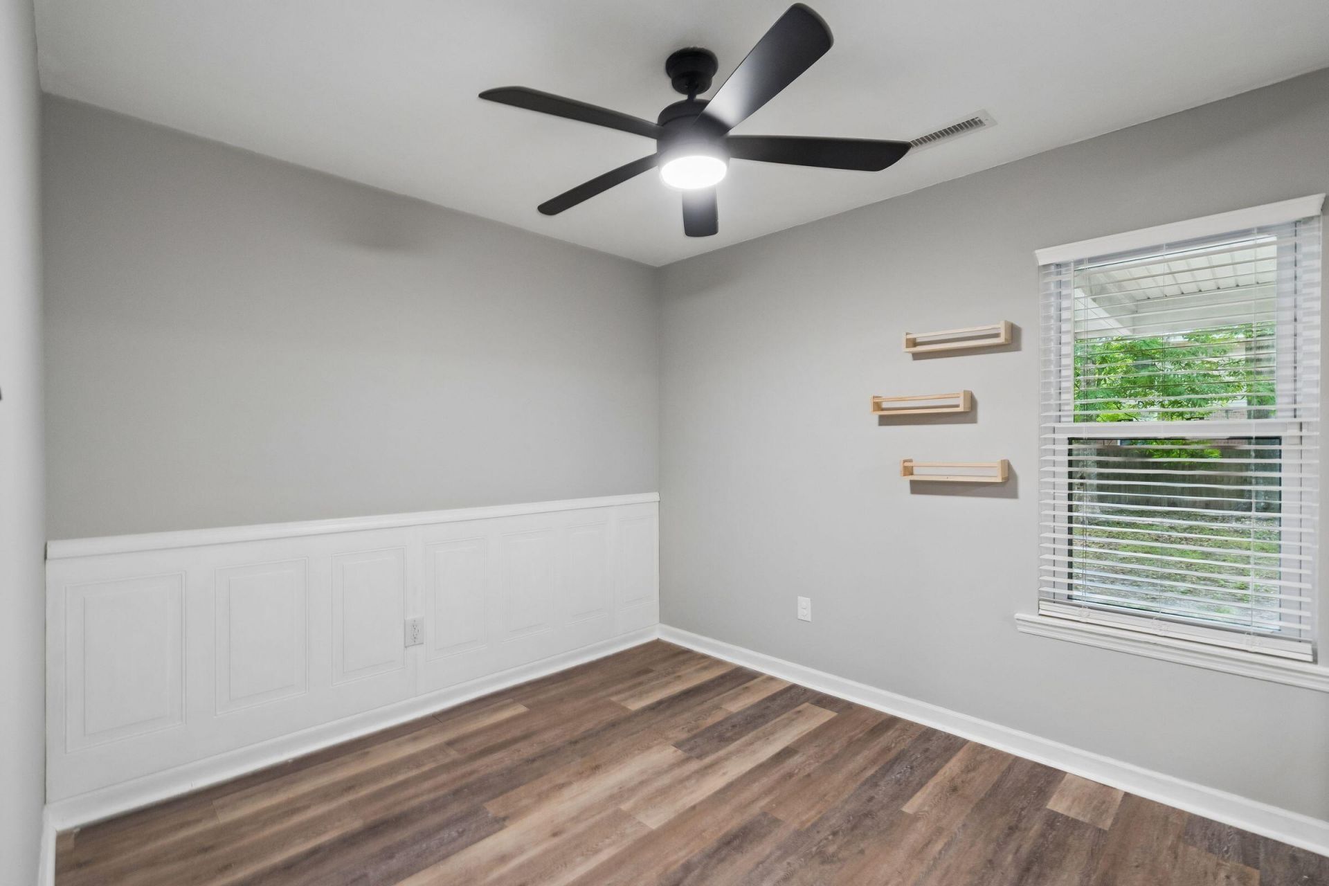 18 Hillcreek Boulevard Photo 33