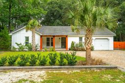 18 Hillcreek Boulevard photo 4