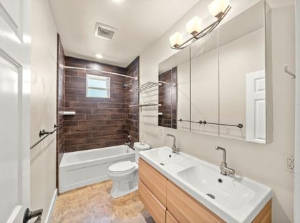 1306 19th St, Sacramento, CA 95811 Photo