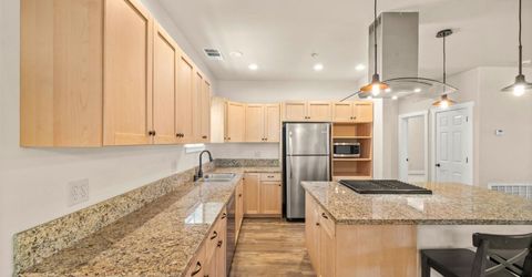 1306 19th St, Sacramento, CA 95811 Photo