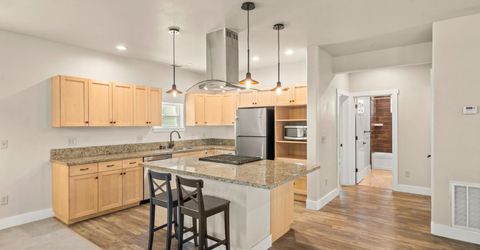 1306 19th St, Sacramento, CA 95811 Photo