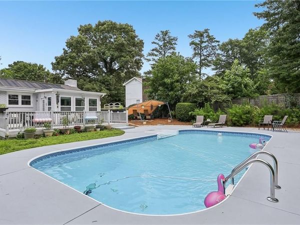 1120 Washington Avenue, Woodstock, GA 30188
