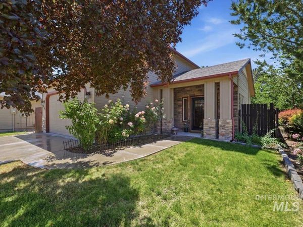 10285 W Kingsbriar Dr, Boise, ID 83709