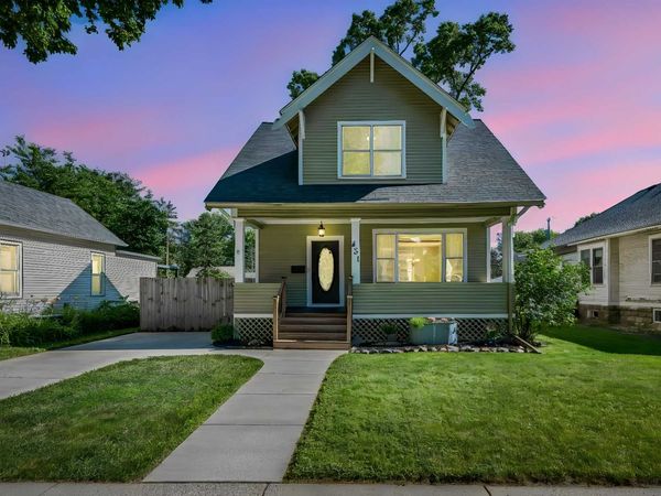 431 Nicollet Avenue, Mankato, MN 56003