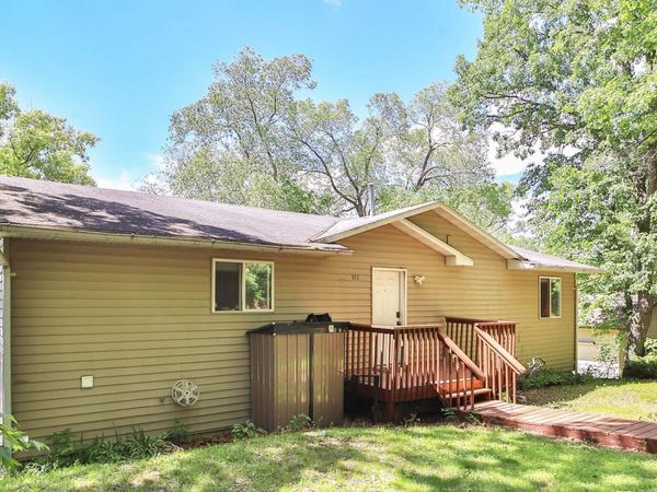 911 8th Street NE, Little Falls, MN 56345