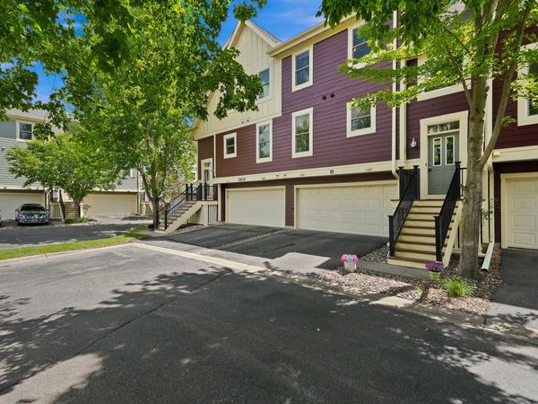 10736 Falling Water Lane, Unit B, Woodbury, MN 55129
