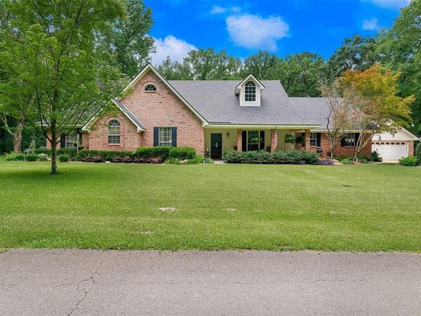 119 Holly Ridge Drive, Haughton, LA 71037