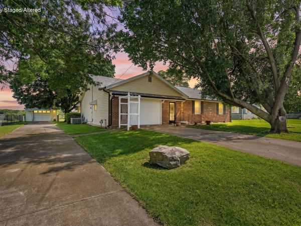 800 E Prairie Lane , Ash Grove, MO 65604