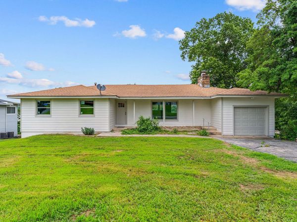 25720 Hillcrest Drive , Shell Knob, MO 65747