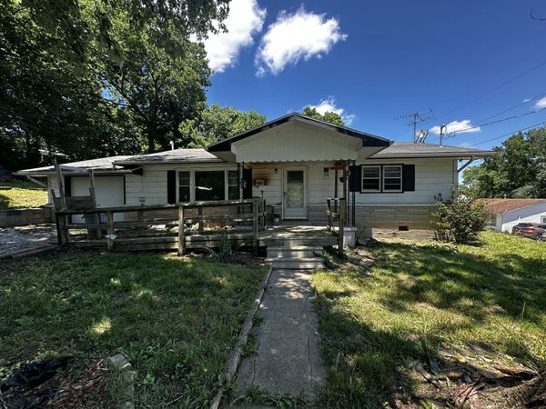 203 W 5th Street , Galena, MO 65656
