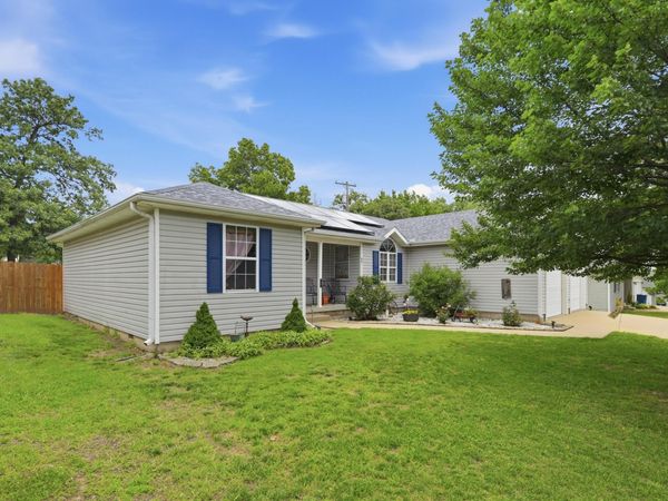 901 E Yuma Street , Joplin, MO 64801