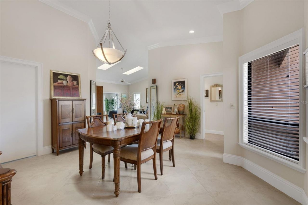 3902 Wilshire Drive, Unit 98, Sarasota, FL 34238 Photo