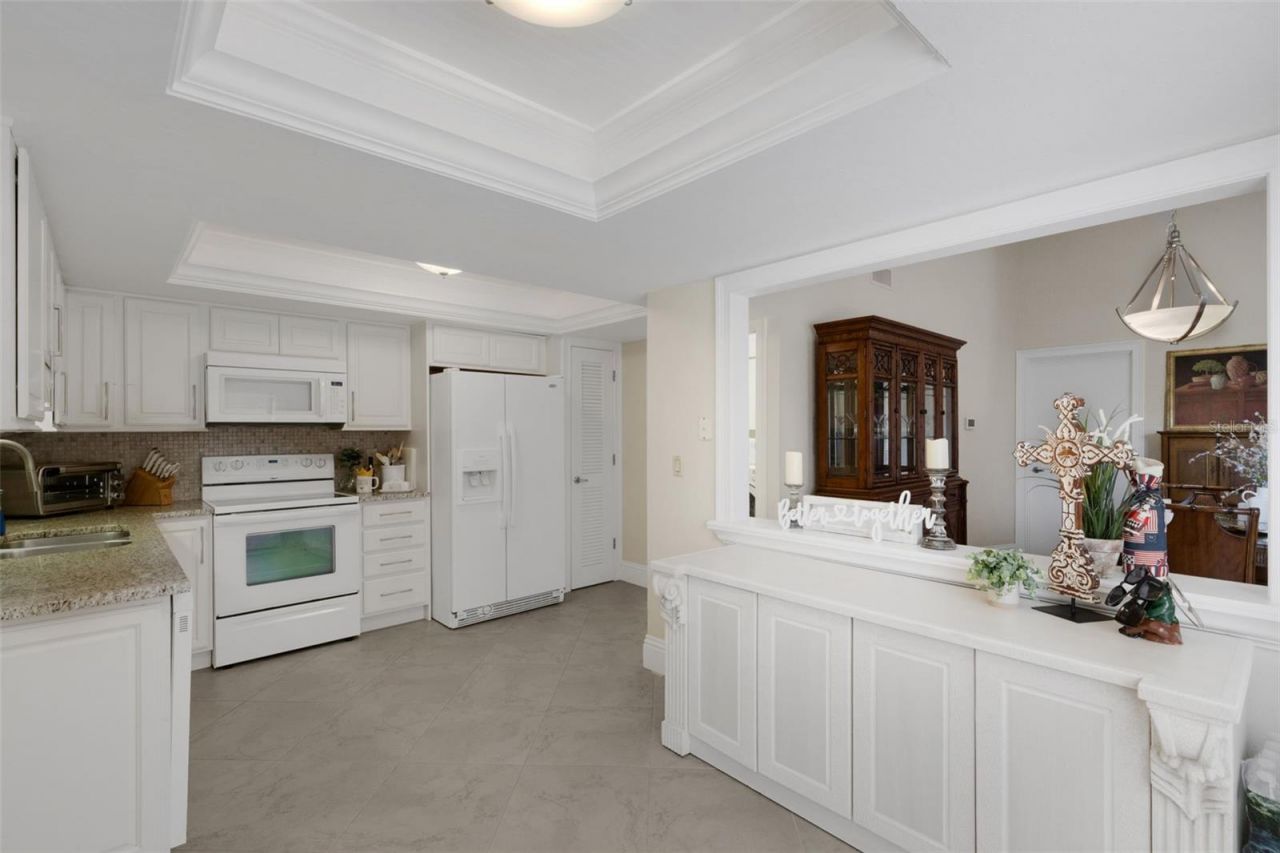 3902 Wilshire Drive, Unit 98, Sarasota, FL 34238 Photo