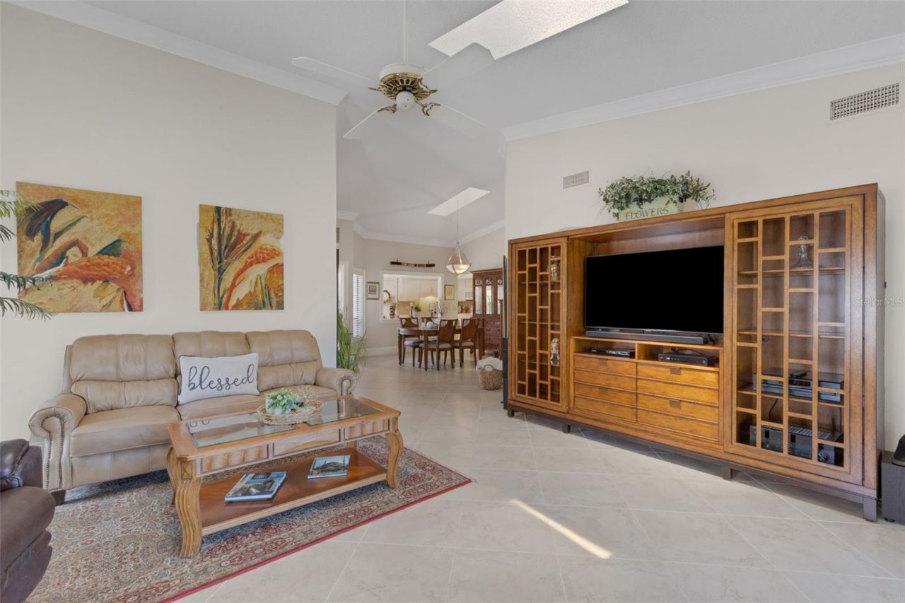 3902 Wilshire Drive, Unit 98, Sarasota, FL 34238 Photo