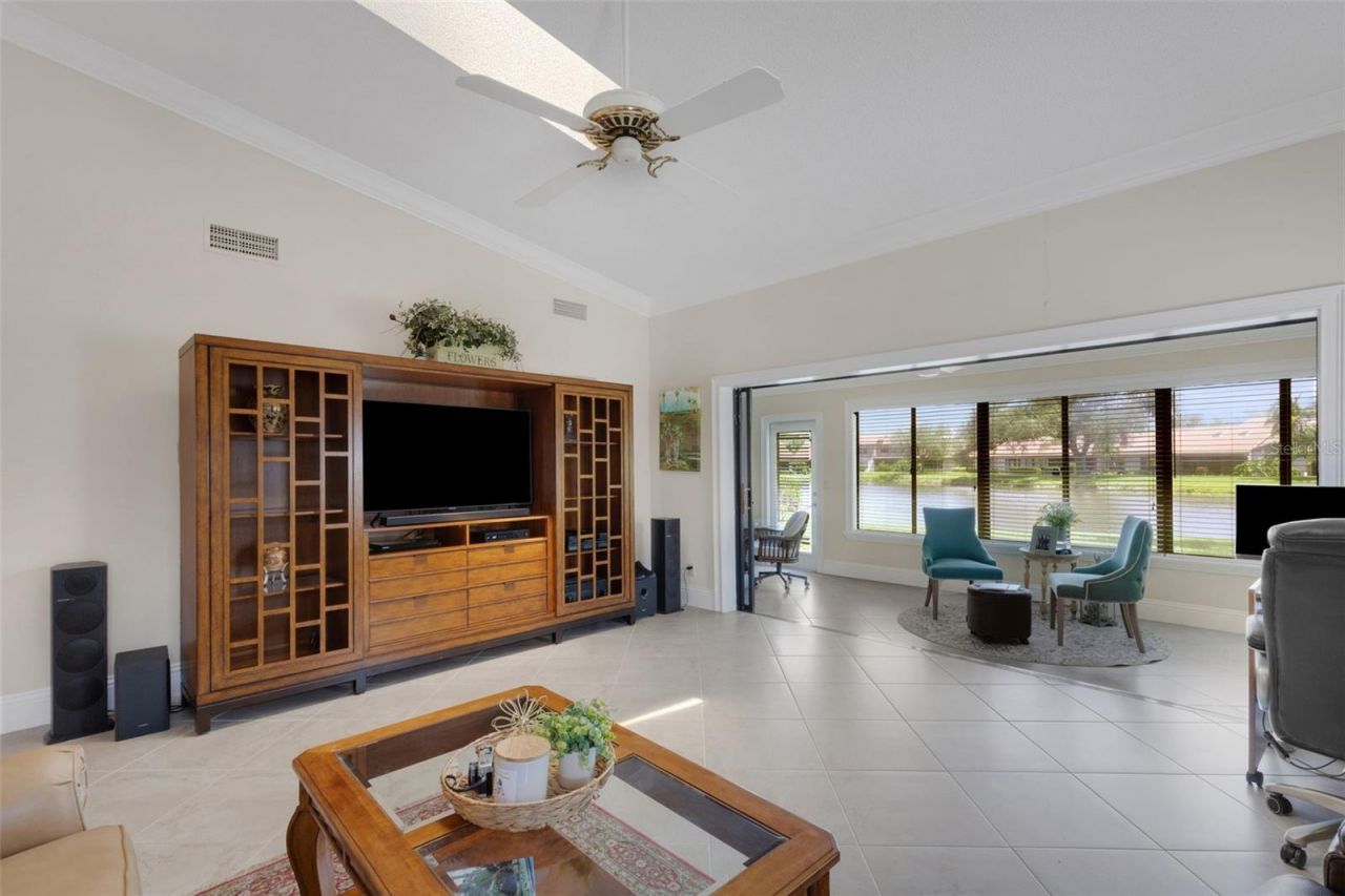 3902 Wilshire Drive, Unit 98, Sarasota, FL 34238 Photo