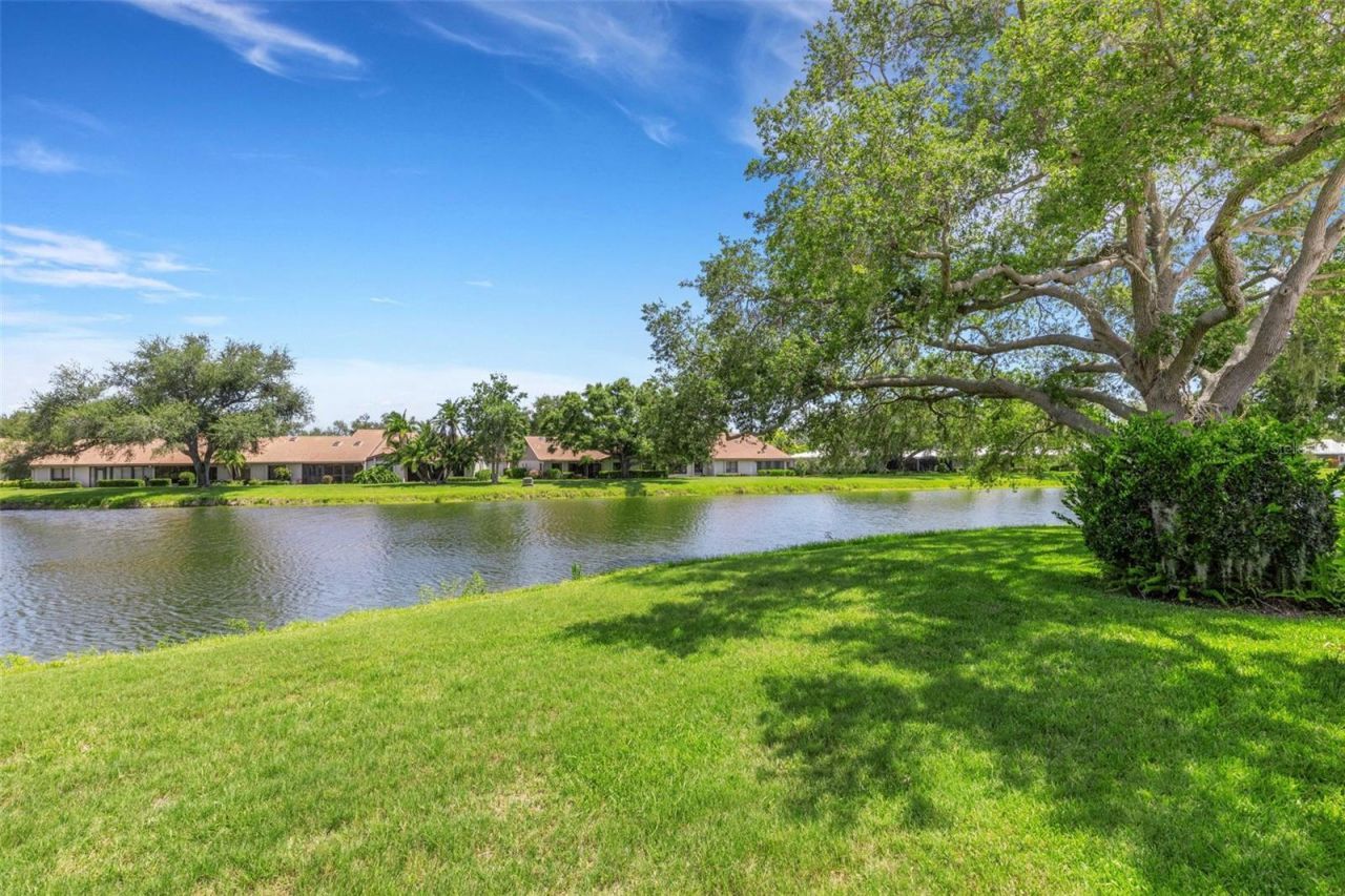3902 Wilshire Drive, Unit 98, Sarasota, FL 34238 Photo